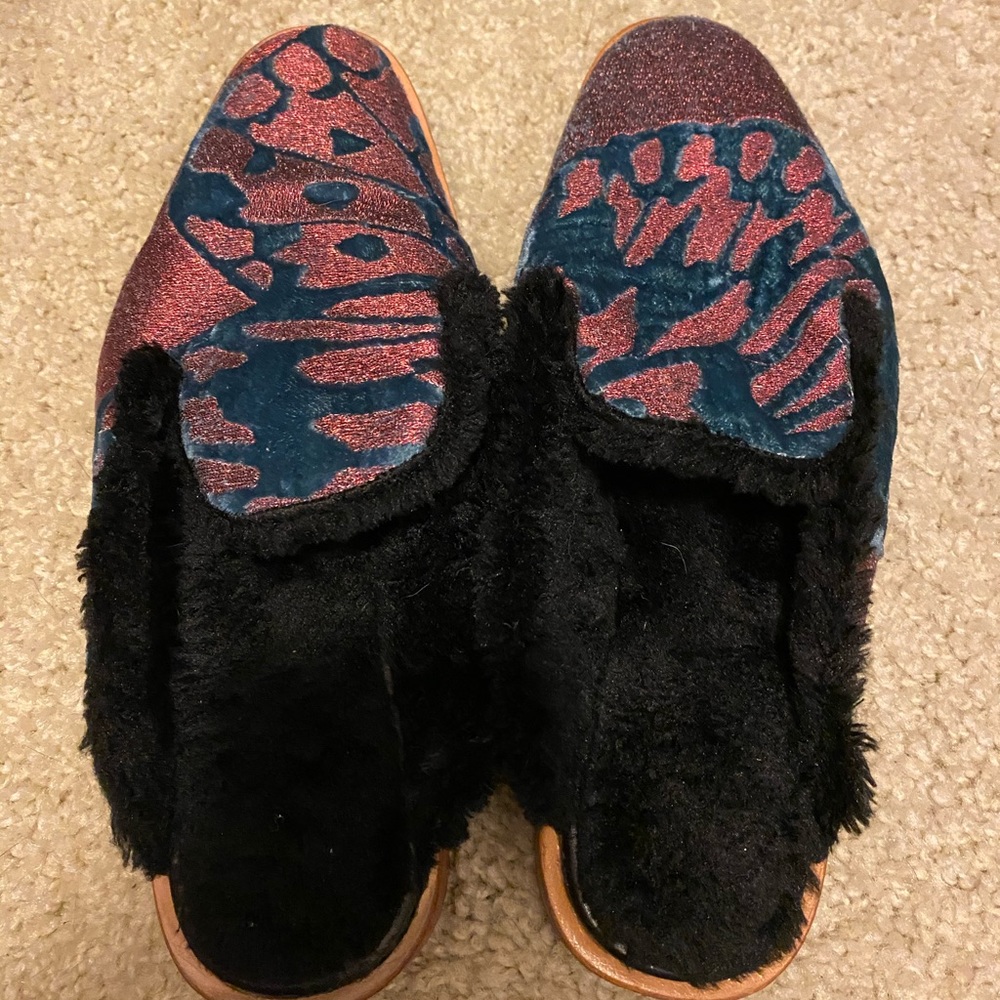 Free People Faux Fur Slippers